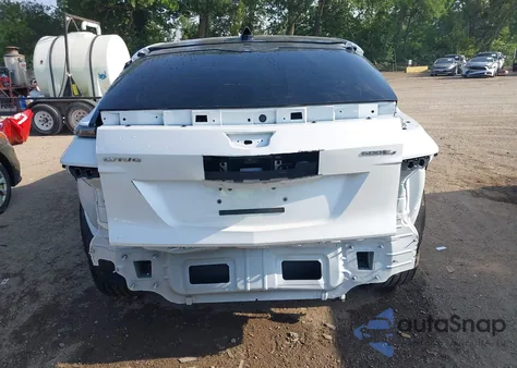 2024 Cadillac Lyriq Luxury W/1Sd from USA, damaged, VIN 1GYKPRRL2RZ118883